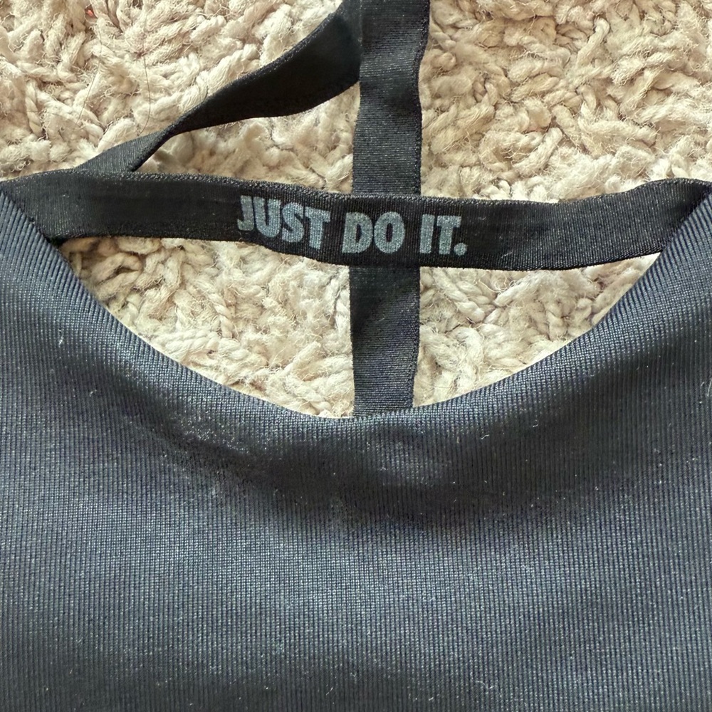 Nike black sports bra M - Picture 2 of 3